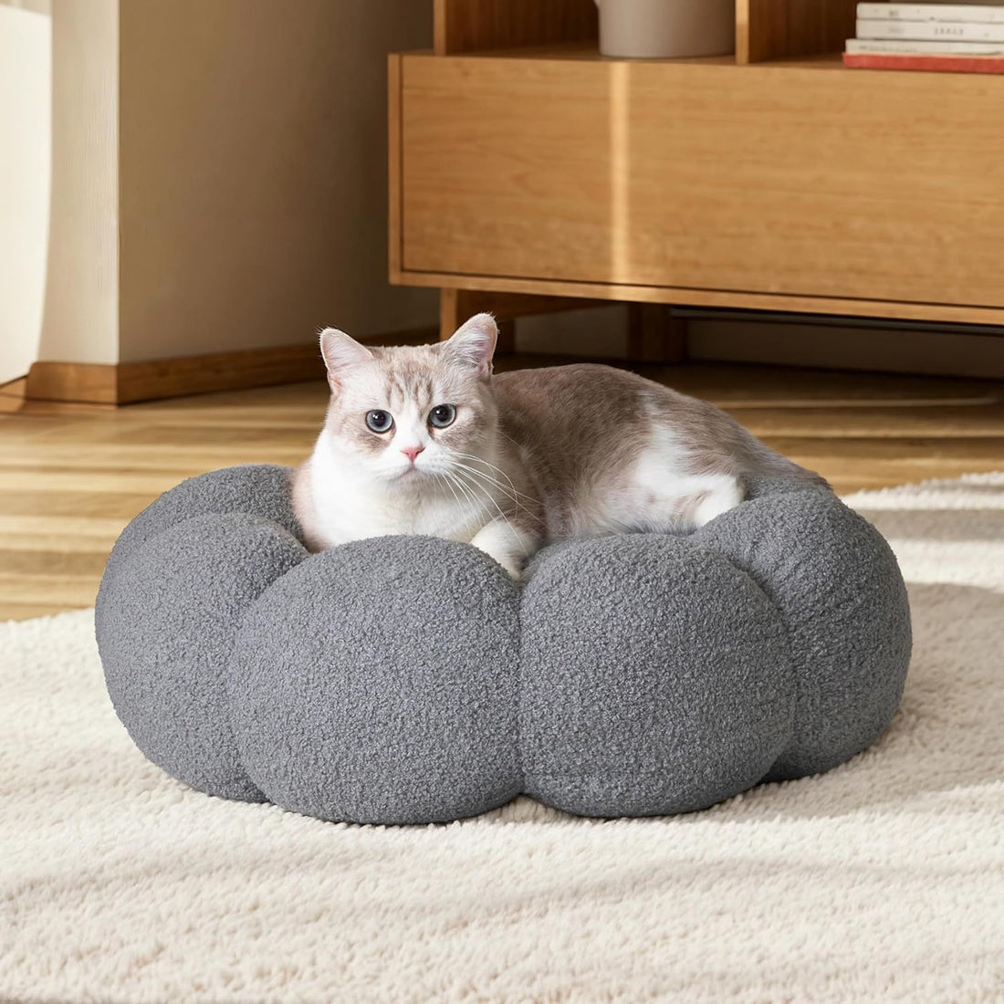 Fluffy Flower Washable Pet Bed
